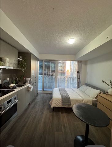 For Lease - 100 Harbour Street Unit# 3711, Toronto, Ontario - Photo 2