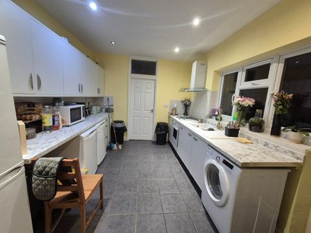 Room in a Shared House, Arnold Road, N15 - Photo 5