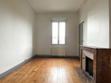 Location Appartement 3 pièces 72m² BORDEAUX 33000 - Photo 2
