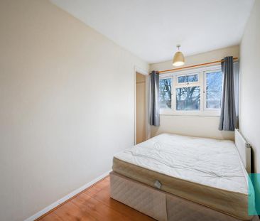 4 bedroom terraced house to rent - Photo 4