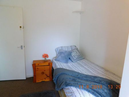 5 bedroom detached house to rent - Photo 5