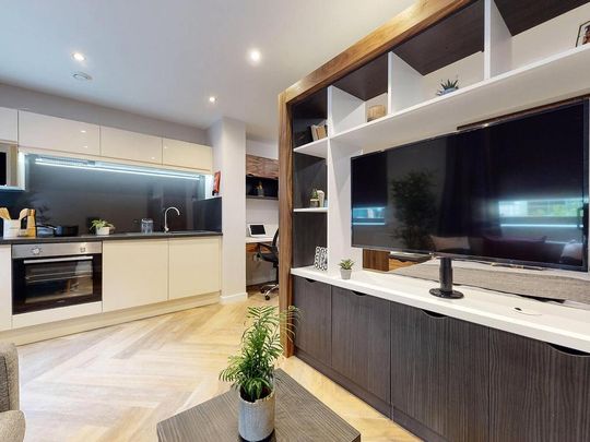 Studio to rent - Photo 1