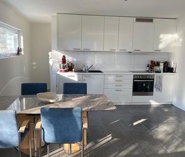 Lively living pleasure with a view 4.5-room apartment in Malix, GR - Photo 4