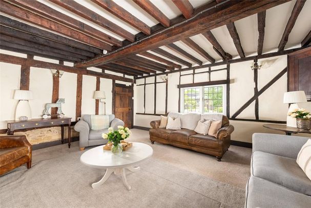 5 bedroom detached house to rent - Photo 1