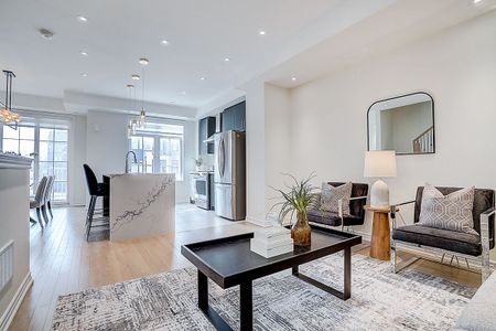 For Lease - 32 William Shearn Crescent, Markham, Ontario - Photo 3