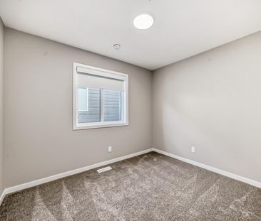 1070 Mahogany Blvd SE, Alberta, T3M 3T6, Calgary - Photo 6