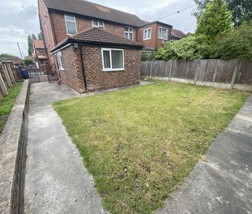 6 bedroom semi-detached house to rent - Photo 6