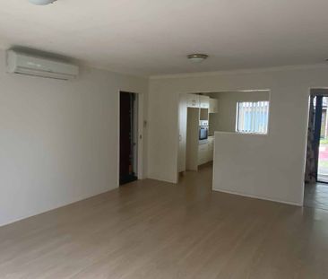 Warm & Inviting 2-Bedroom Home for Rent - Super Convenient Location - Photo 4