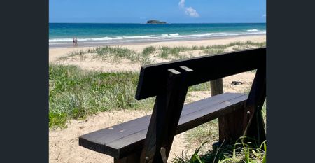 3 Bed Short Term Holiday Beach House - Resort Style Living - 50m To The Beach - Photo 2