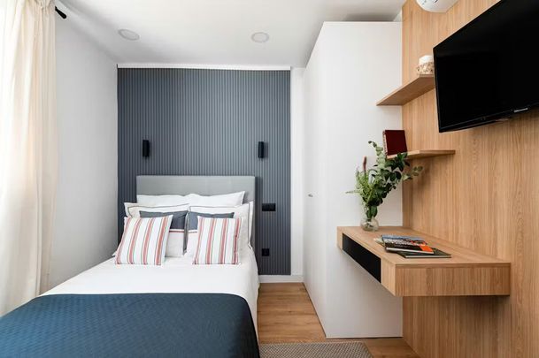 Calle del Arenal, Madrid, Community of Madrid 28013 - Photo 1