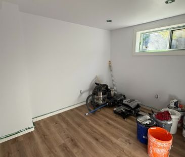 For Lease - 52 Watercliffe Road Unit# Lower 2, Toronto, Ontario - Photo 3