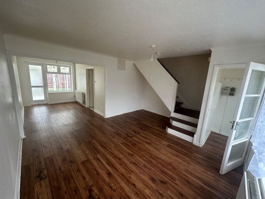 3 Bed Terraced House, Sydenham Park, SE26 - Photo 1