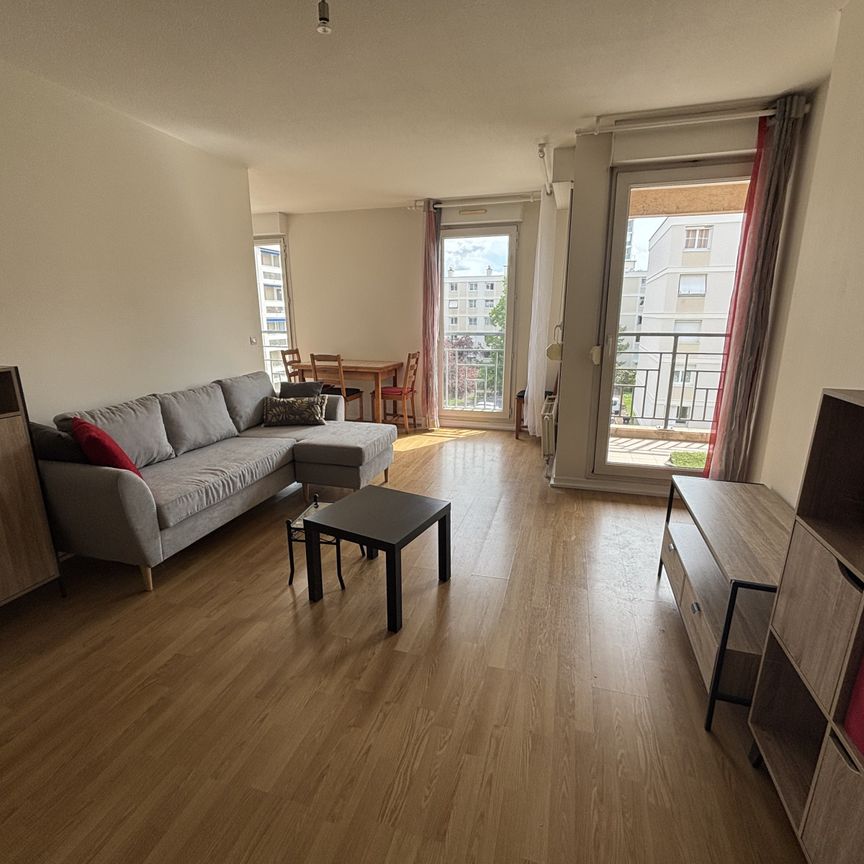 T2 - LYON 3 - Photo 1