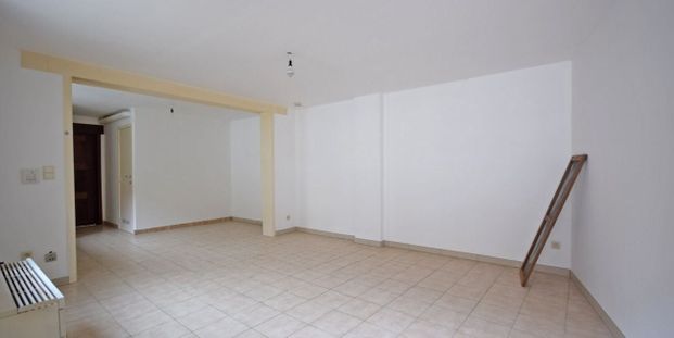 Gelijkvloers app. te huur in Roeselare voor € 535 met 1 slaapkamer - Photo 1