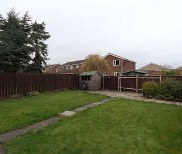 3 bedroom semi-detached house to rent - Photo 5