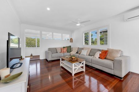 Charming home in Zillmere - Photo 4