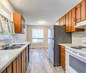 For Lease - 2369 Coldstream Drive, Burlington, Ontario - Photo 1