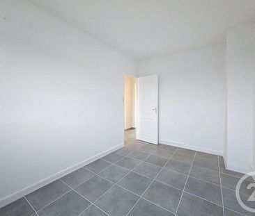 Location Appartement 4 pièces 63m² LA CHAPELLE ST LUC 10600 - Photo 3