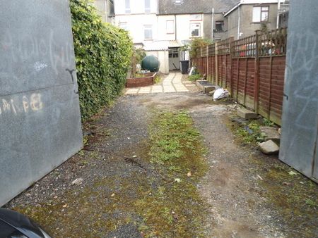 64 High Street, Ballymena, BT43 6DT - Photo 4