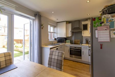 Whitefield Crescent, Longford - Photo 4