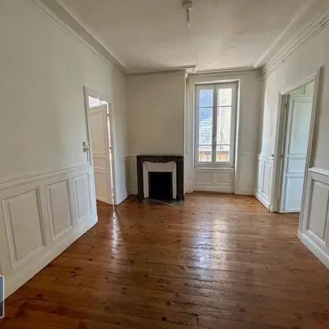 Appartement à louer 4 pièces 63.41m² - Photo 1