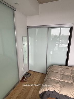 Carlaw Lofts 1190 , ## 629 - Photo 5