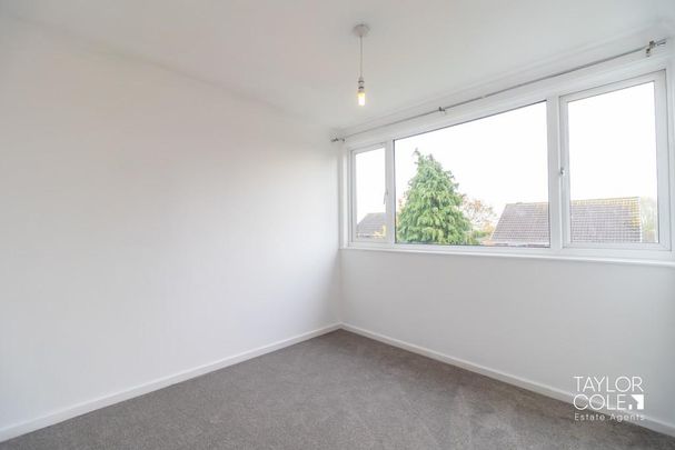 3 bedroom link detached house to rent - Photo 1