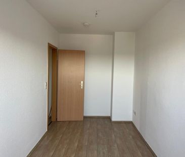 ++ Platz für die ganze Familie, Stellplatz und Balkon lassen keine ... - Photo 3