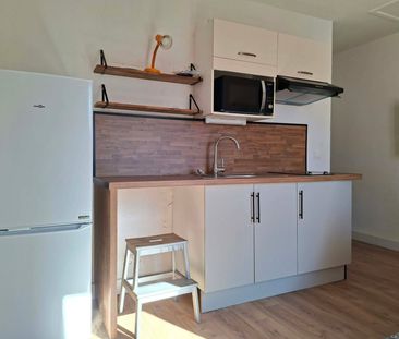 Location - Appartement T2 meublé de 26 m² - Proche de la gare et du... - Photo 4