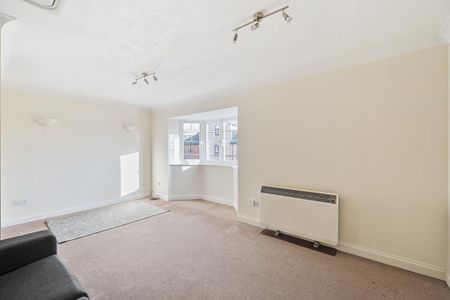 3 bedroom apartment to rent - Photo 5