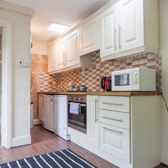 1-bedroom flat to rent in Rathgar, Dublin - Photo 1