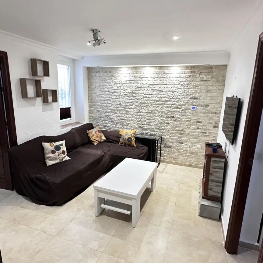 Apartamento de alquiler en Pasaje del Marqués de Esquivel, 11, San Gil - Photo 1