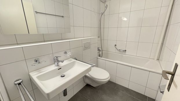 Familienwohnung an ruhiger Seitenstrasse - Photo 1