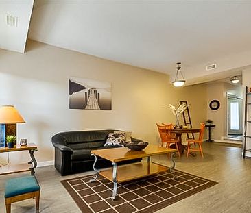 Spacious 1 Bedroom Condo With Central A/C And Modern Finishes - Photo 4