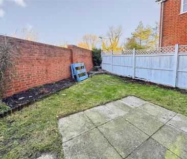 2 bedroom maisonette to rent - Photo 6