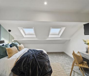 1 bedroom in a house share to rent - Photo 2