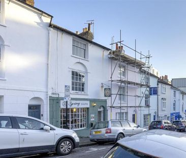 2 bedroom maisonette to rent - Photo 2