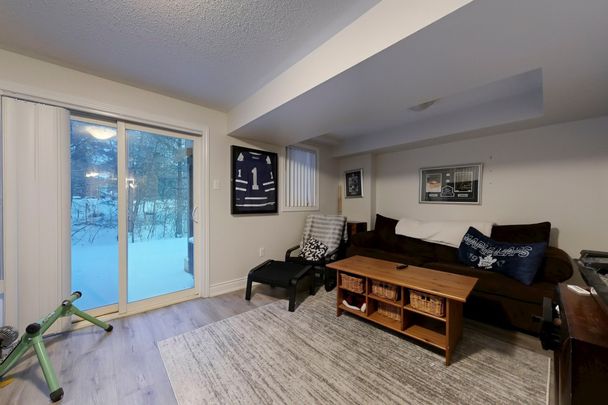 For Lease - 778 Harry Syratt Avenue, Newmarket, Ontario - Photo 1