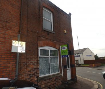 Flat 2, 1, Broad Street, Leyland - Photo 1