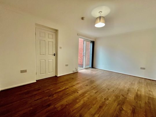 Bismarck Street, Leeds - Photo 1