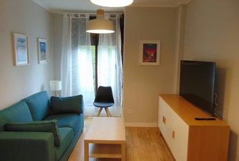 Calle de Samaniego, Madrid, Community of Madrid 28022