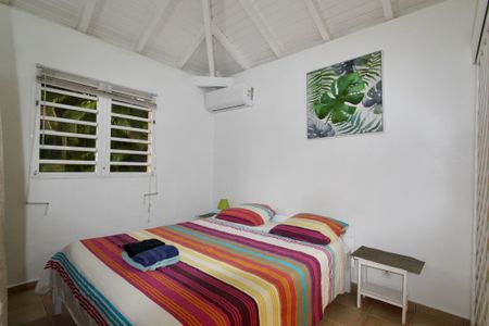 À louer – Maison meublée 3 chambres, Baie-Mahault - Photo 3