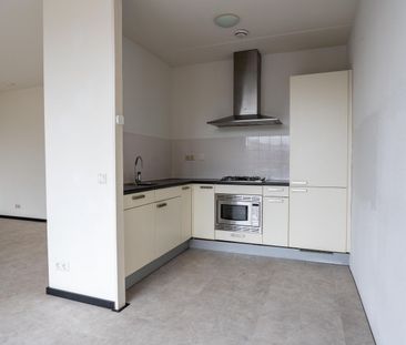 Appartement te huur: Zuidpoolsingel 290 2408 BS Alphen aan den Rijn - Photo 2