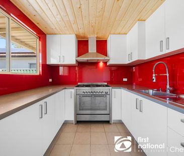 Unbeatable Location – The Perfect Home! - Photo 1