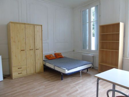 "LE BLOSSAC" - Location Appartement poitiers : 24.7 m2 - Photo 3