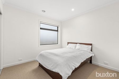Substantially Proportioned With 2 Levels of Luxury - 4 Bedrooms & 2 Bathrooms! - Photo 2