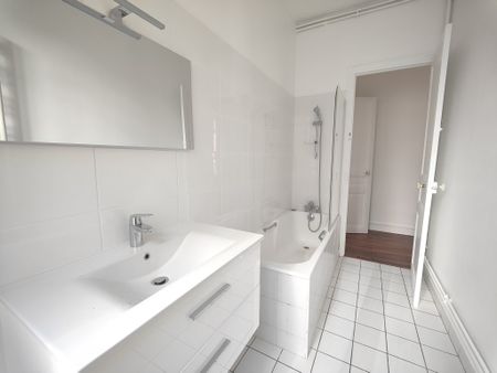 Location Appartement 4 pièces 90m² ASNIERES SUR SEINE 92600 - Photo 4