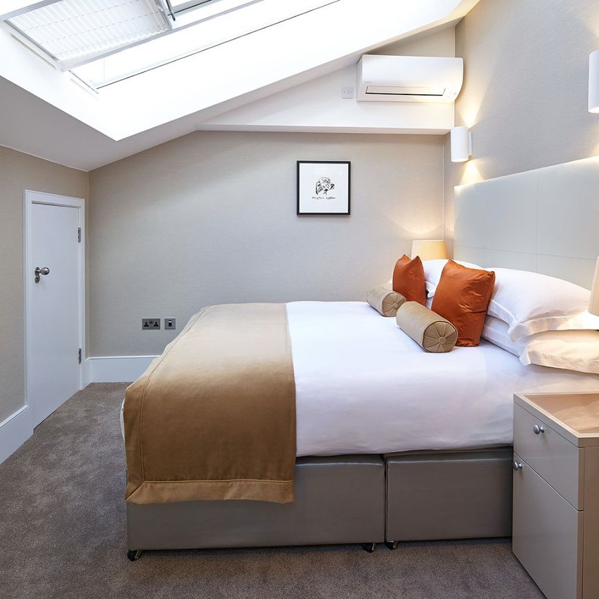 Brompton Road, SW3, London - Photo 1