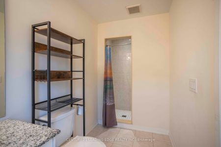 For Lease - 1983 Oana Drive, Mississauga, Ontario - Photo 2