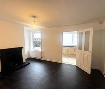 2 Bedroom Terraced To Let - Photo 3